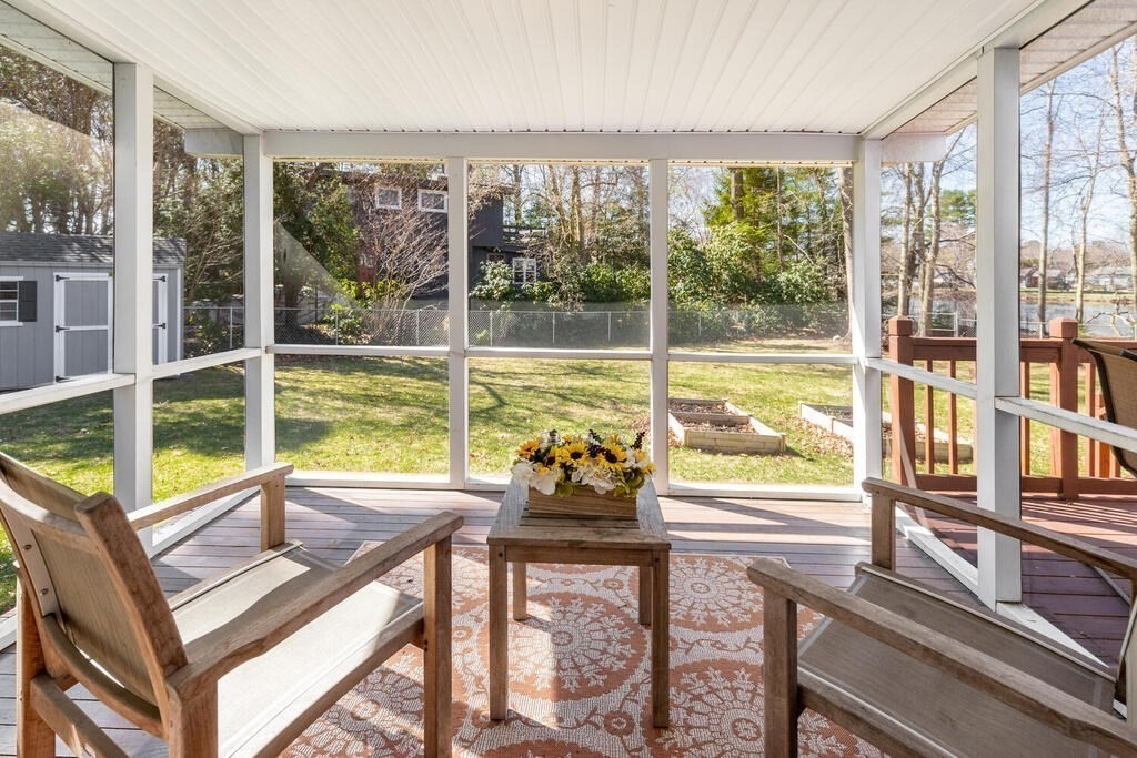 51 Crest Road Framingham, MA 01702 - Photo 15 of 38