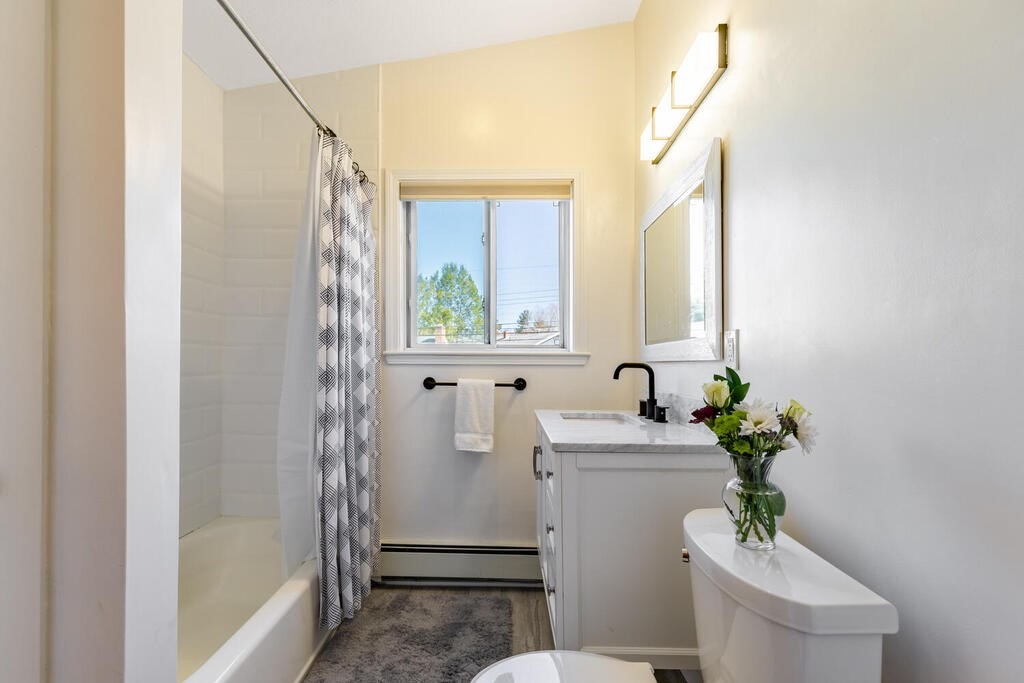 51 Crest Road Framingham, MA 01702 - Photo 29 of 38