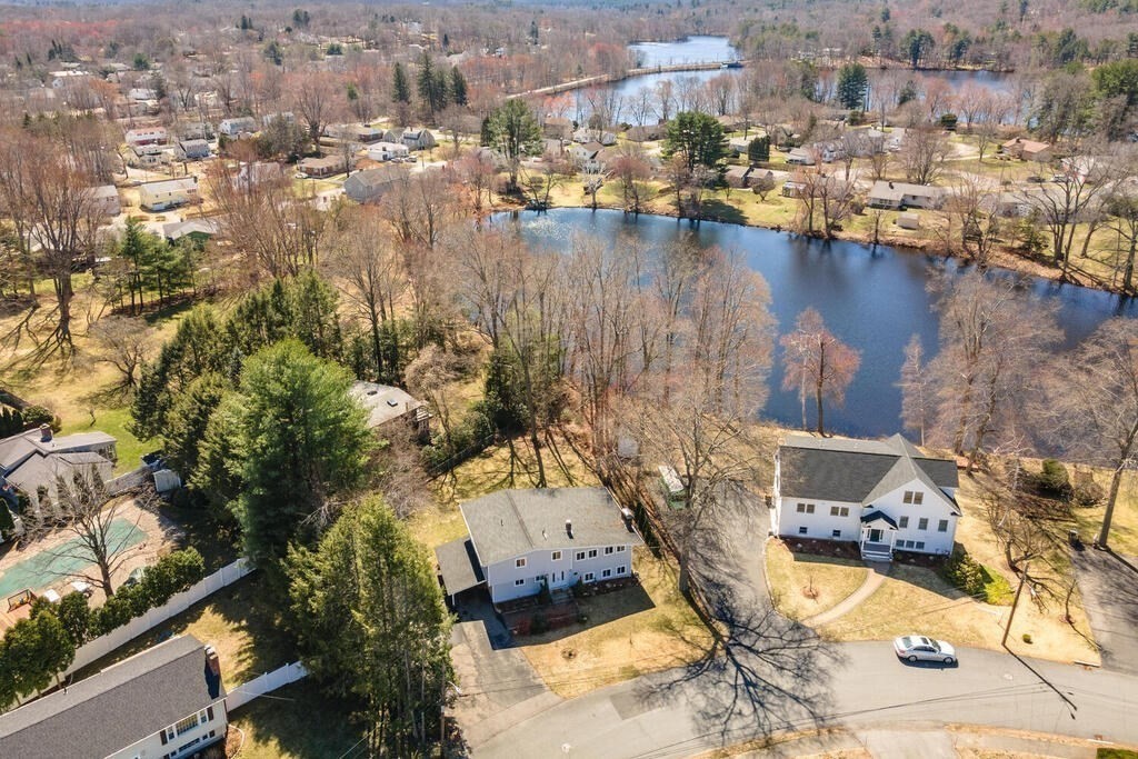 51 Crest Road Framingham, MA 01702 - Photo 6 of 38