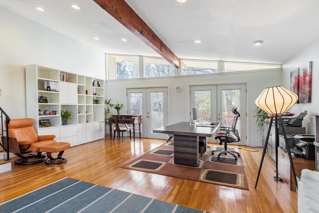 51 Crest Road Framingham, MA 01702 - Photo 10 of 38