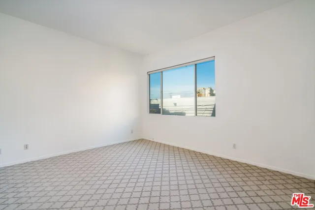 wooden floor in a empty room