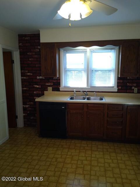 1080 Curry Road Schenectady, NY 12306 - Photo 54 of 60 IMG_20191004_170420307