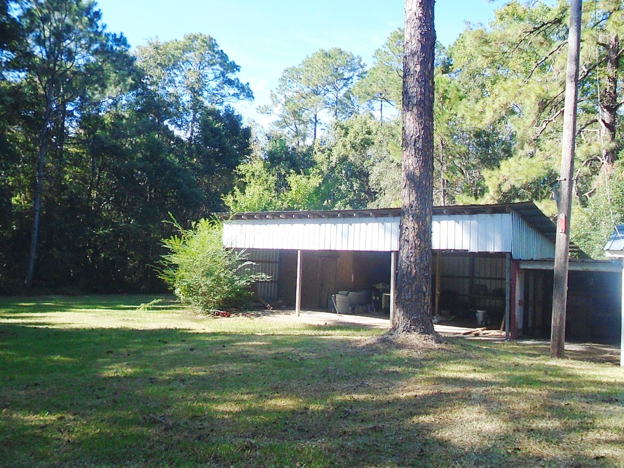 248 Bob Sikes Road DeFuniak Springs, FL 32435 - Photo 28 of 30 248 new 009