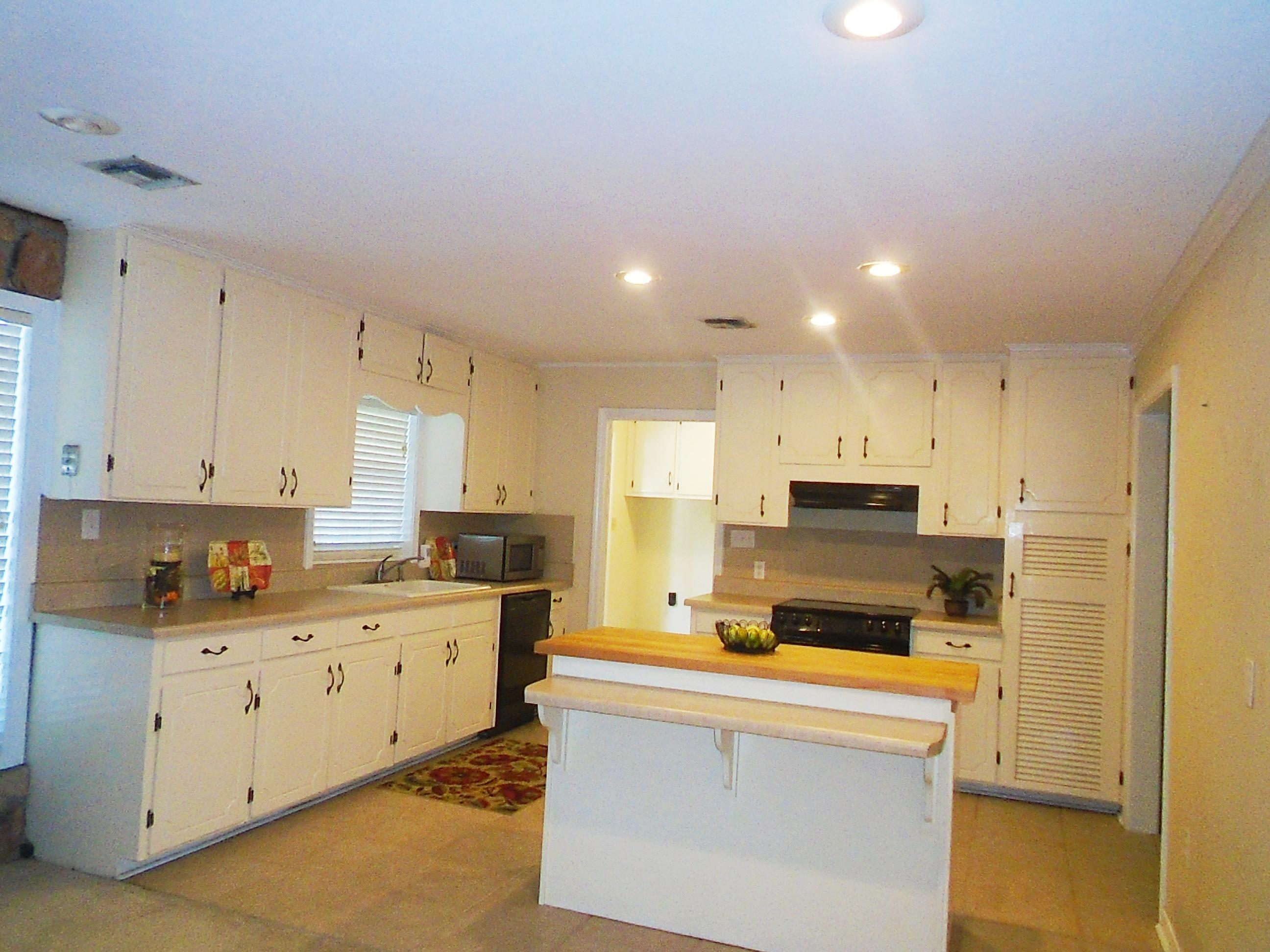 248 Bob Sikes Road DeFuniak Springs, FL 32435 - Photo 4 of 30 248 002