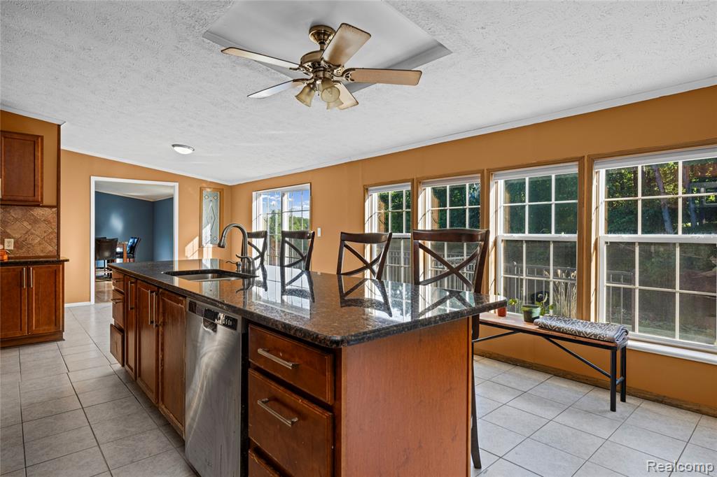 8460 Fish Lake Road Holly, MI 48442 - Photo 13 of 47