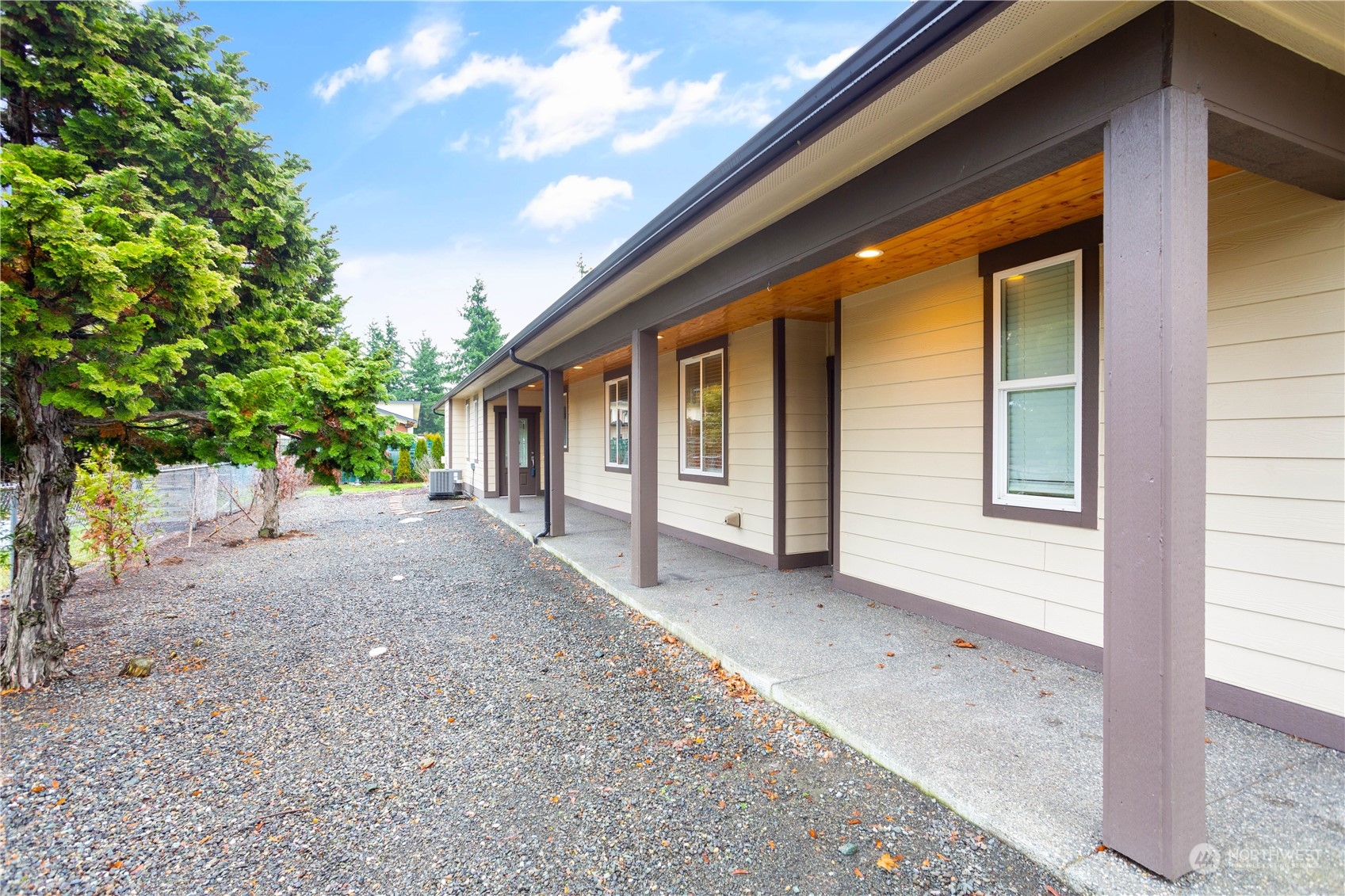 6868 Hannegan Road, Unit A Everson, WA 98247 - Photo 27 of 31 Gallery Image 27
