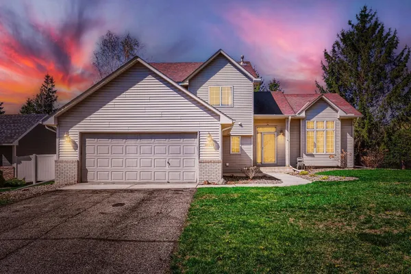 $470,000 | 14233 Cobbler Avenue, Rosemount, MN 55068