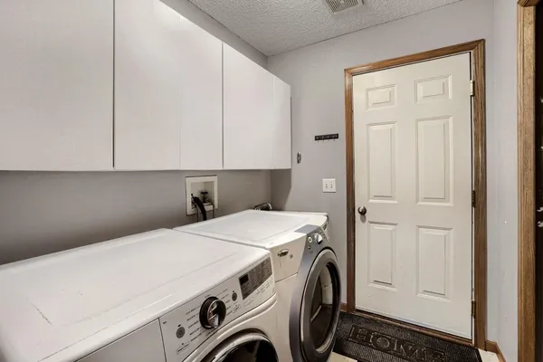 $470,000 | 14233 Cobbler Avenue, Rosemount, MN 55068