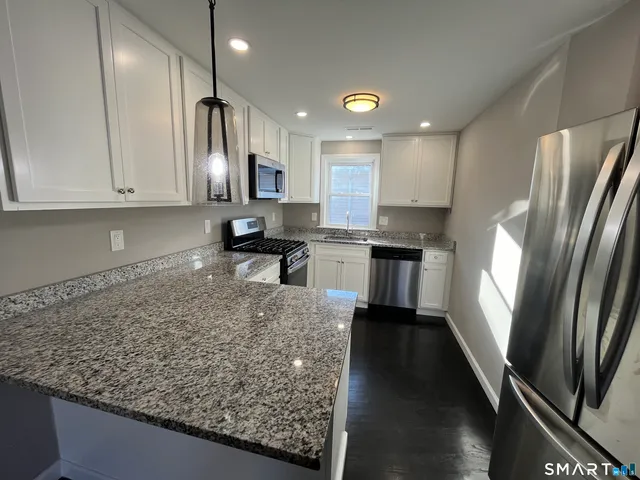 $1,950 | 395 Blake Street, New Haven, CT 06515