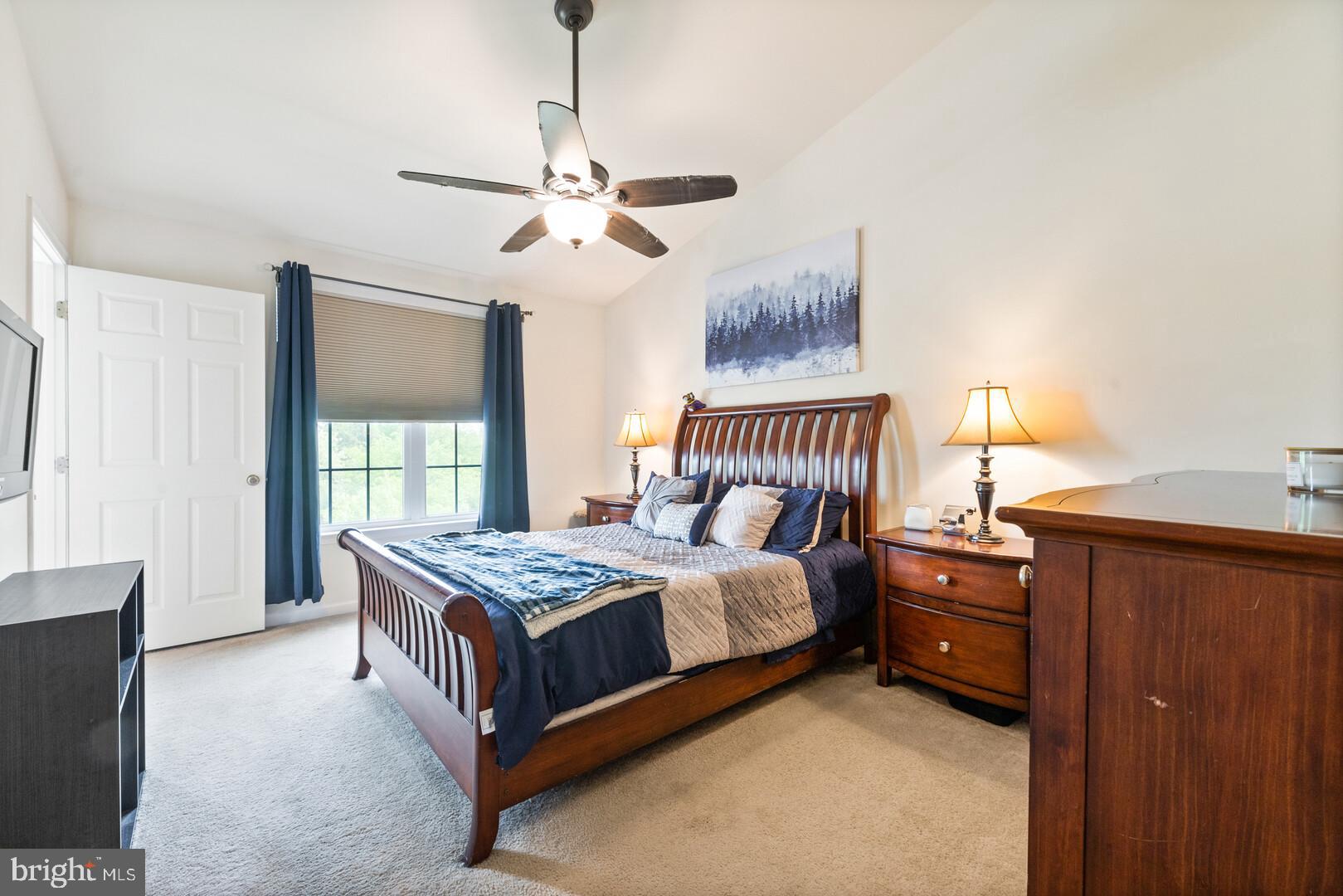 25414 South Riding Boulevard Chantilly, VA 20152 - Photo 19 of 25 Upper level primary sweet 2