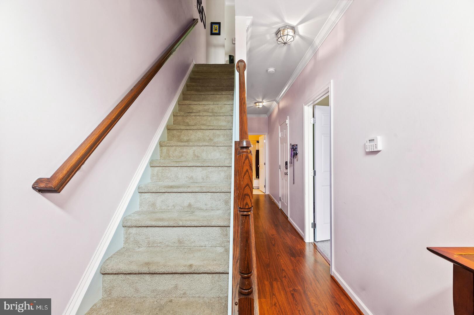 25414 South Riding Boulevard Chantilly, VA 20152 - Photo 4 of 25 Gallery Image 4