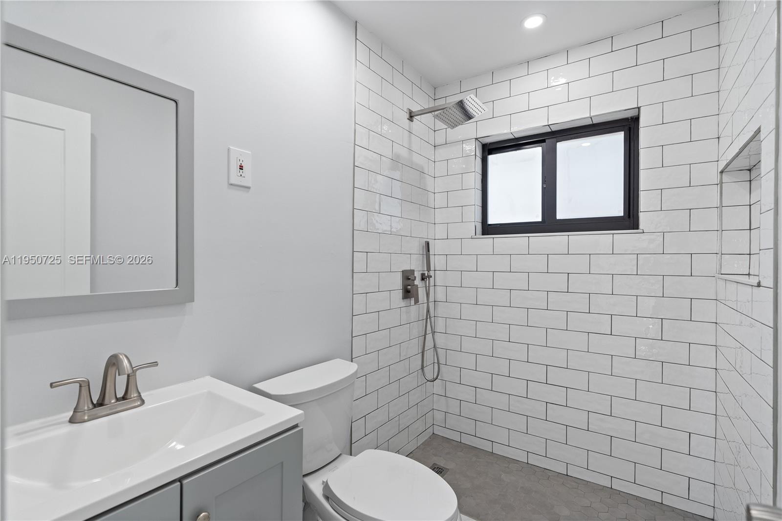 811 Northwest 115th Street Miami, FL 33168 - Photo 10 of 17