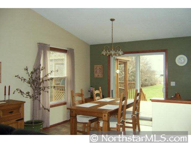 1306 24th Street Southwest Austin, MN 55912 - Photo 3 of 5 Gallery Image 3