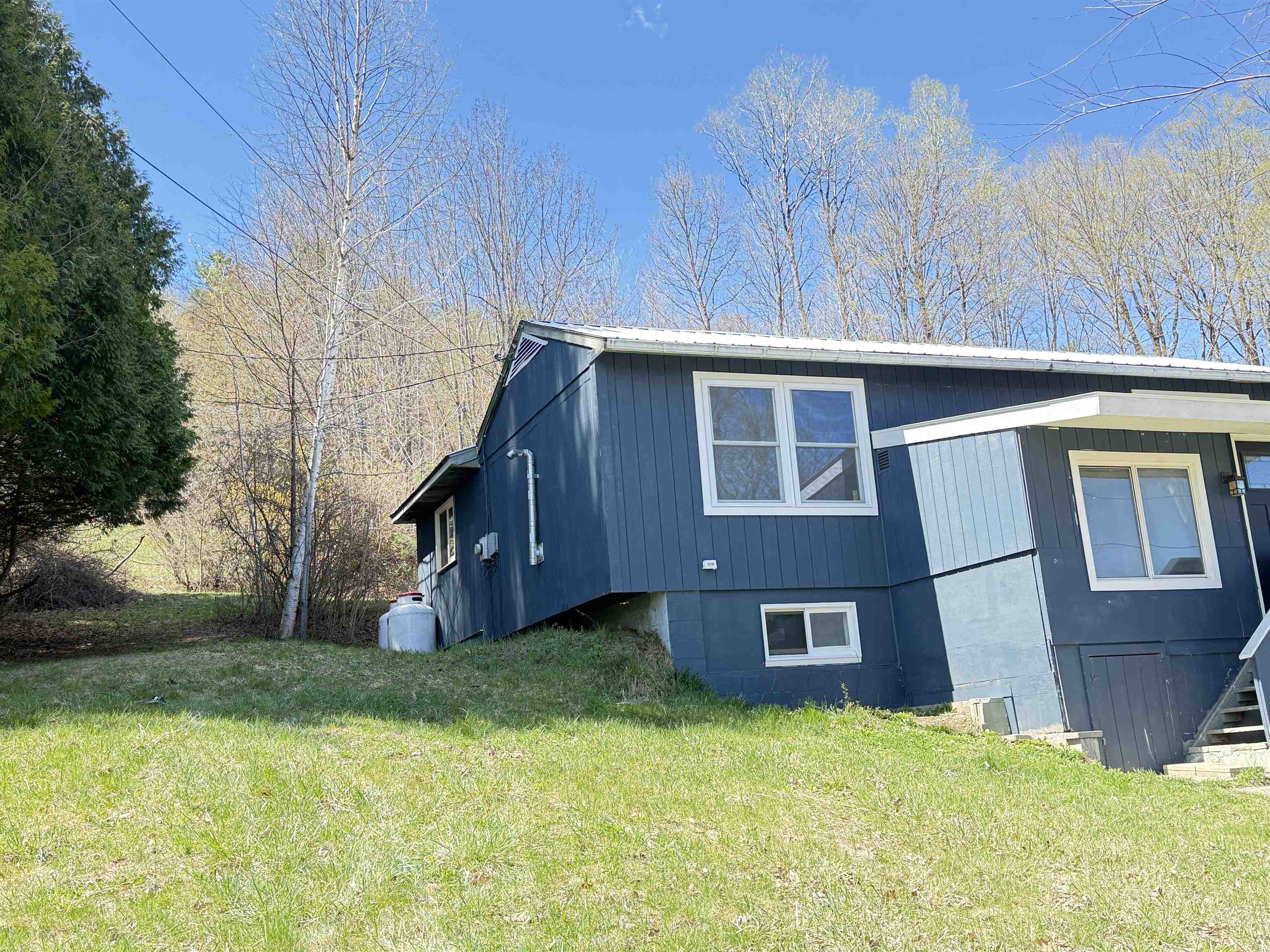 221 A Southridge Street Springfield, VT 05156 - Photo 2 of 28