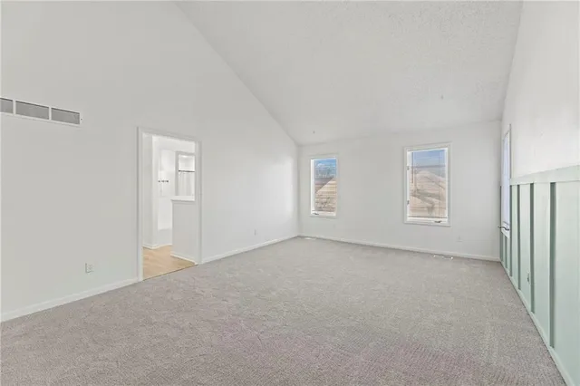 $360,000 | 12521 West 85th Terrace, Lenexa, KS 66215