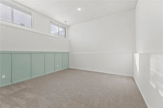 $360,000 | 12521 West 85th Terrace, Lenexa, KS 66215