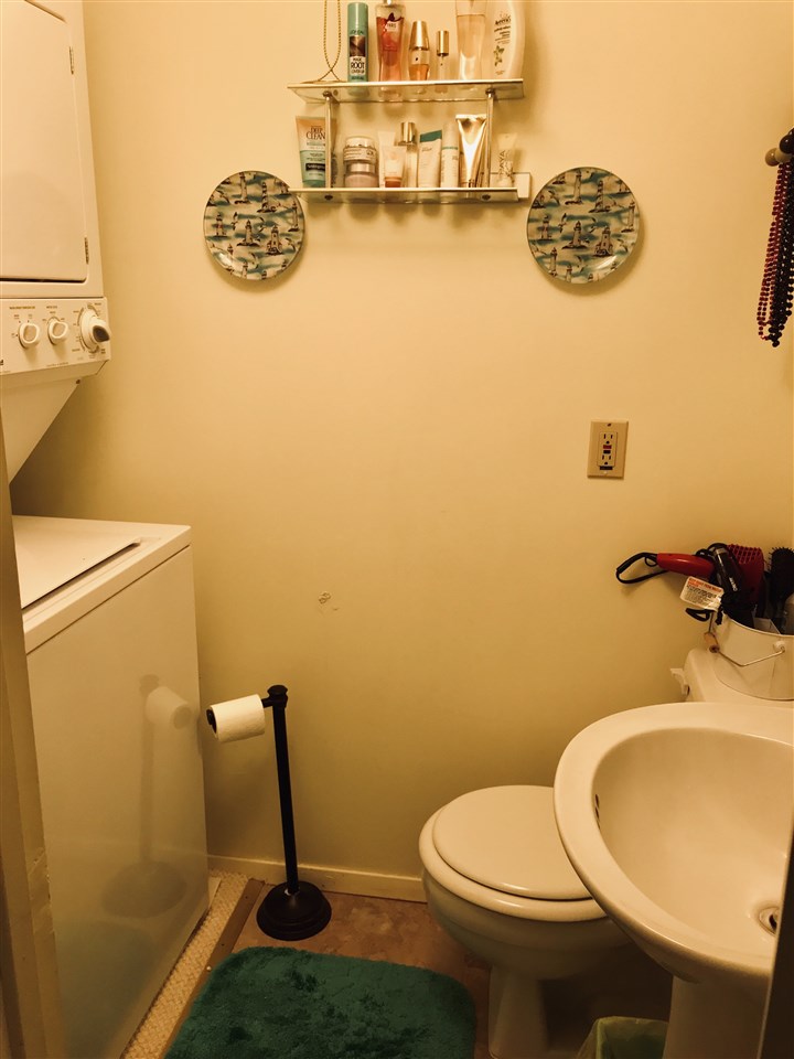 620 Escambia Loop Lillian, AL 36549 - Photo 15 of 16 Master Bath