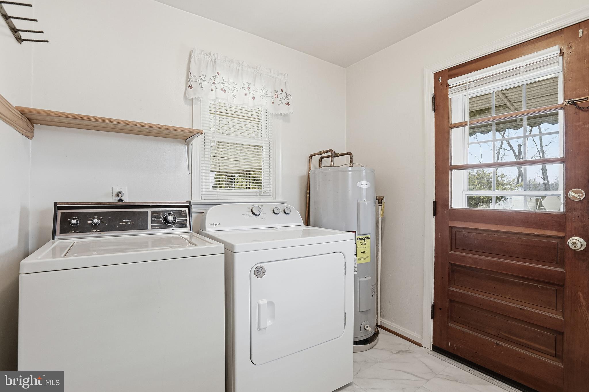 204 Musselman Road Fredericksburg, VA 22405 - Photo 22 of 32 a utility room with dryer and washer