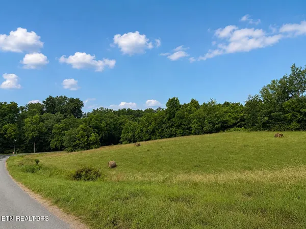 $89,900 | 20 Autumn Woods Trail, Sweetwater, TN 37874