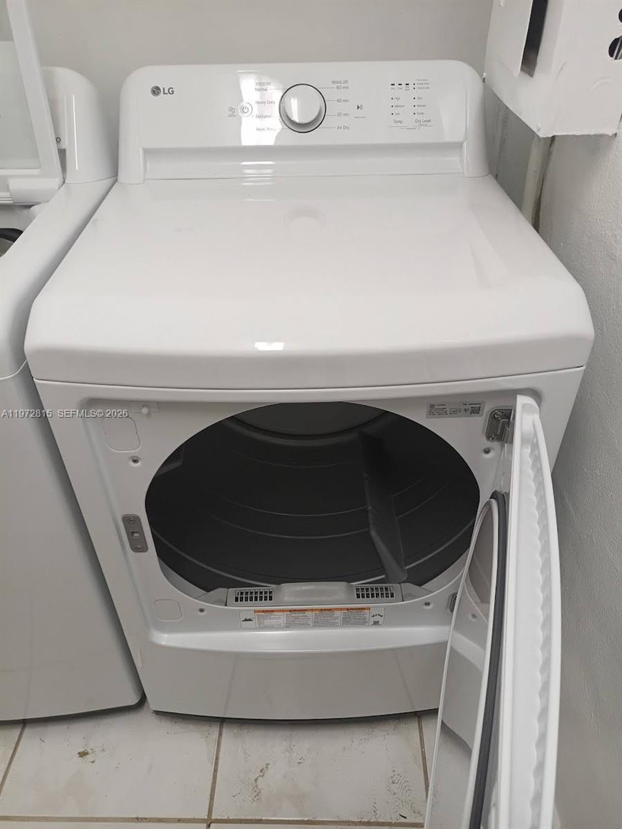 10317 Southwest 7th Street Miami, FL 33174 - Photo 5 of 6