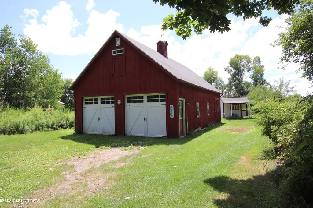 7963 Card Road Goodells, MI 48027 - Photo 20 of 23 50019250-19.JPG