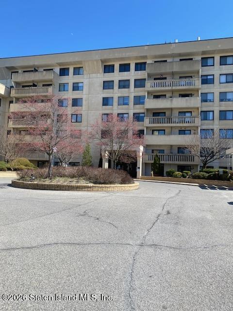 5 Windham Loop, Unit 4M Staten Island, NY 10314 - Photo 3 of 22 IMG_6268