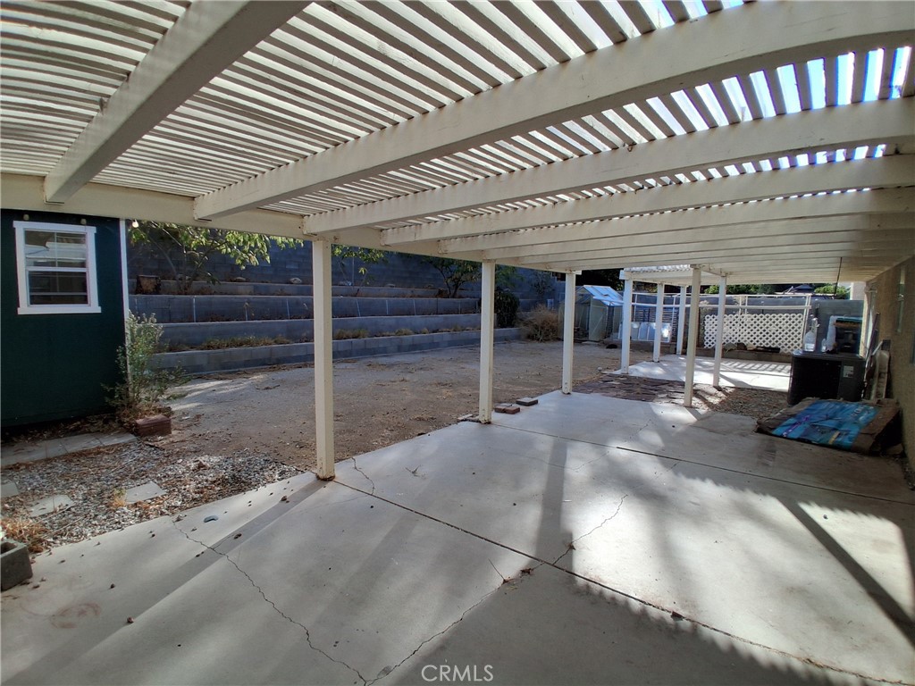 566 East Ave R8 Palmdale, CA 93550 - Photo 24 of 25 a view of a building