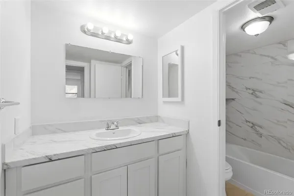 $195,000 | 3868 South Fraser Street, Unit M04, Aurora, CO 80014