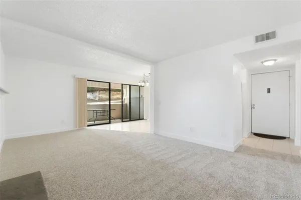 $195,000 | 3868 South Fraser Street, Unit M04, Aurora, CO 80014