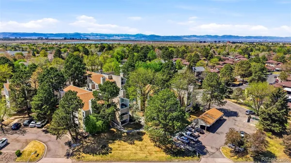 $195,000 | 3868 South Fraser Street, Unit M04, Aurora, CO 80014