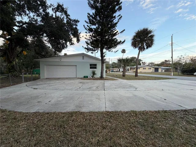 $280,000 | 312 Hopkins Avenue, Daytona Beach, FL 32117