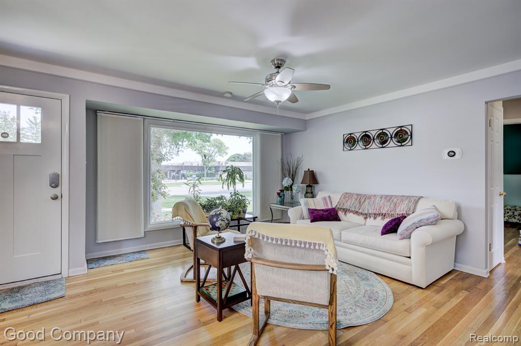 4217 Crooks Road Royal Oak, MI 48073 - Photo 6 of 50