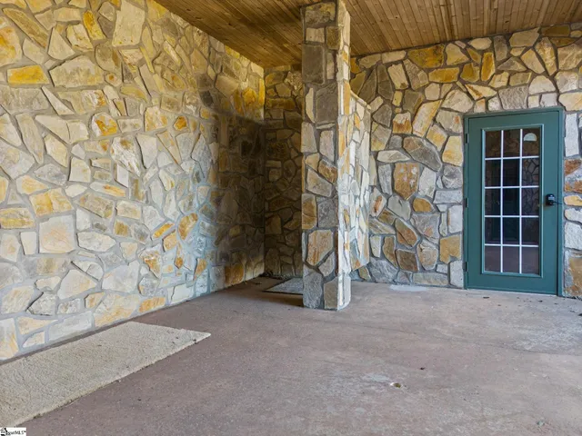 $865,000 | 500 Wandering Way, Pickens, SC 29671