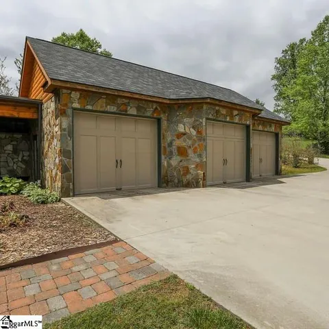 $865,000 | 500 Wandering Way, Pickens, SC 29671