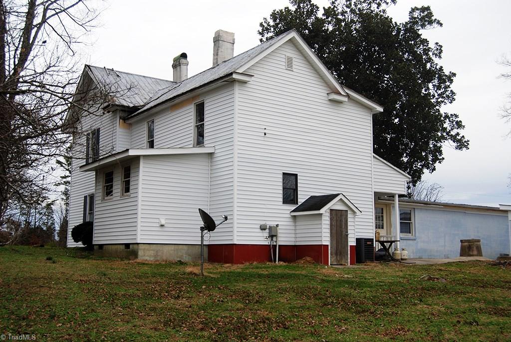 429 Hege Road Lexington, NC 27295 - Photo 2 of 29 Gallery Image 2