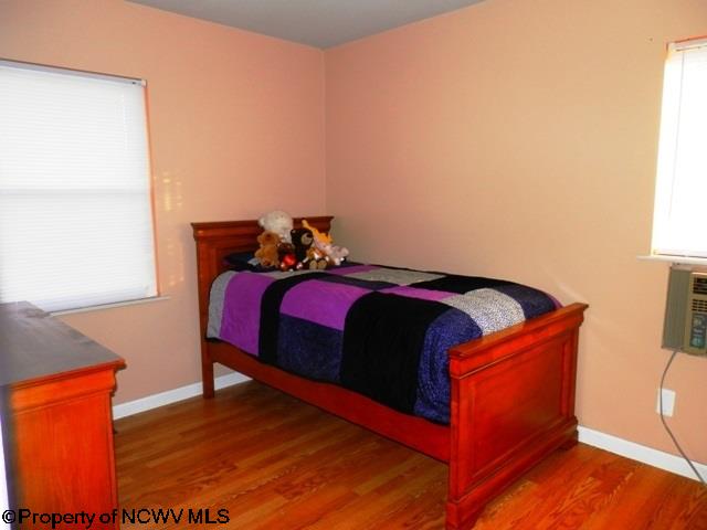 533 Hayhurst Street Rivesville, WV 26588 - Photo 14 of 20 Gallery Image 14