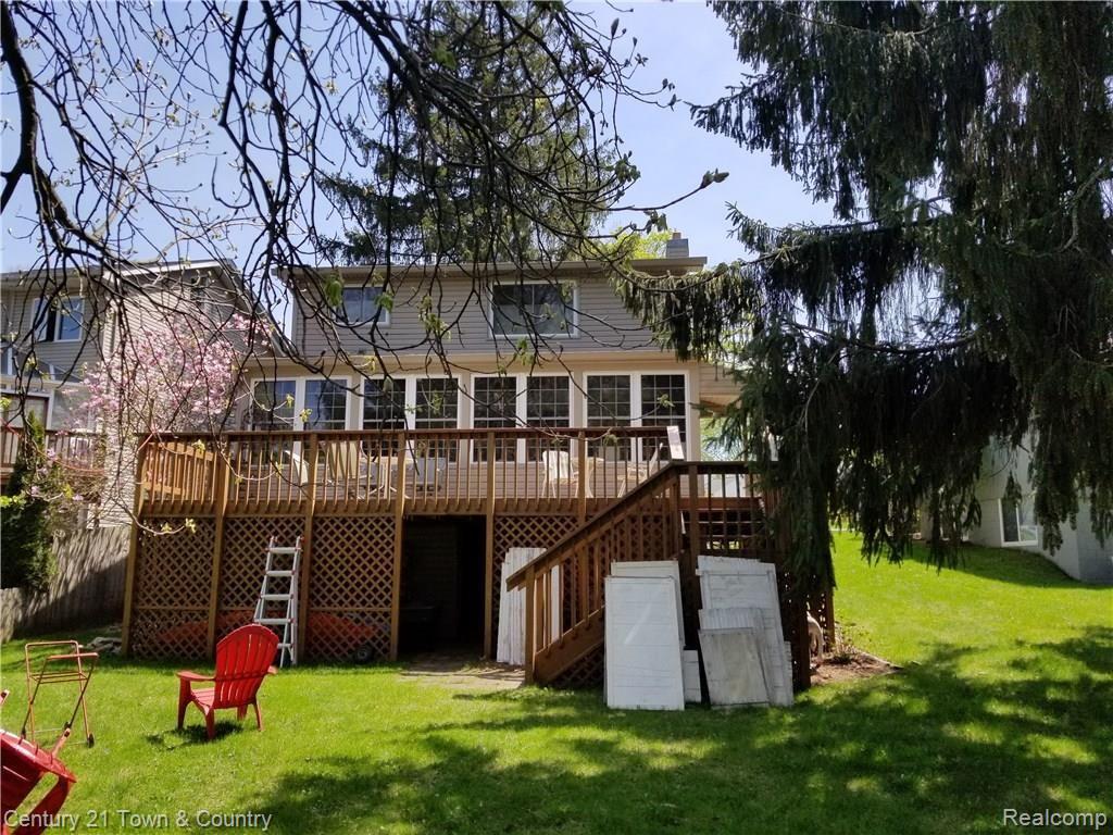 3085 Lansdowne Road Waterford, MI 48329 - Photo 3 of 20 lan3.jpg