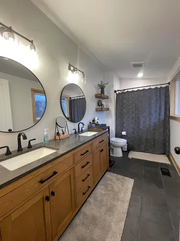 $2,600 | 75512 County Road 665, Lawton, MI 49065