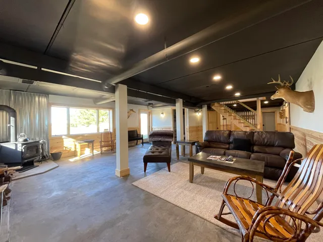 $2,600 | 75512 County Road 665, Lawton, MI 49065