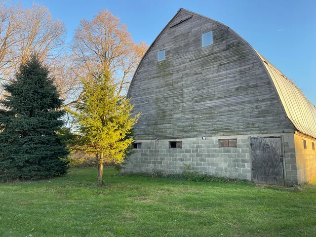 $2,600 | 75512 County Road 665, Lawton, MI 49065