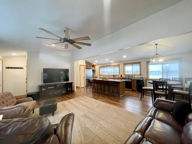 $2,600 | 75512 County Road 665, Lawton, MI 49065