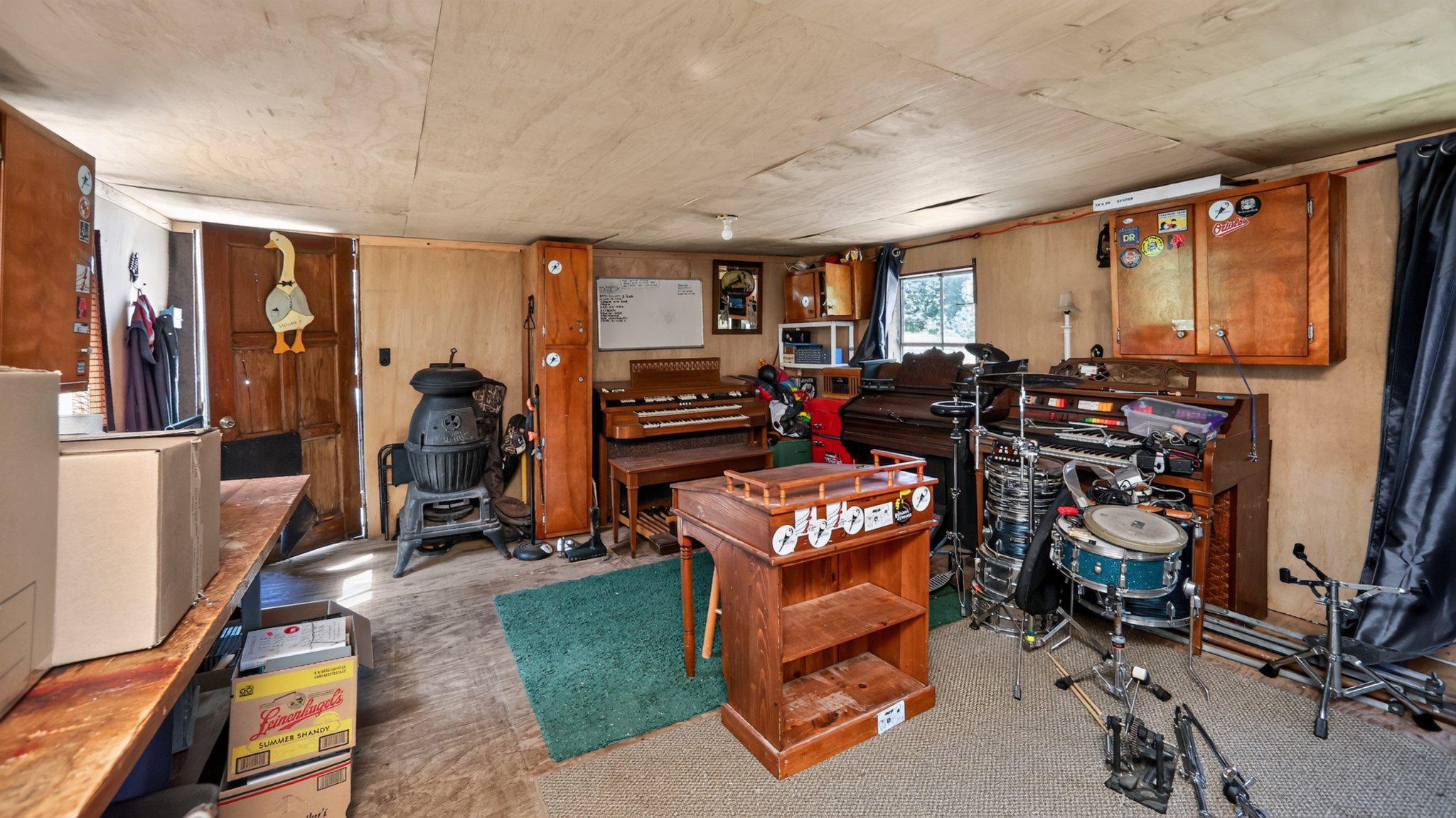 8042 Bobs Road Felton, PA 17322 - Photo 25 of 47 Workshop