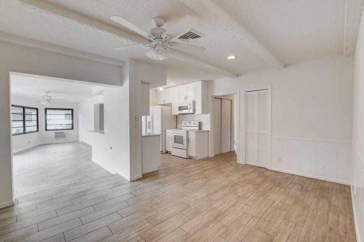 1333 Southwest 13th Place Boca Raton, FL 33486 - Photo 13 of 28 20211216122026074783000000-o