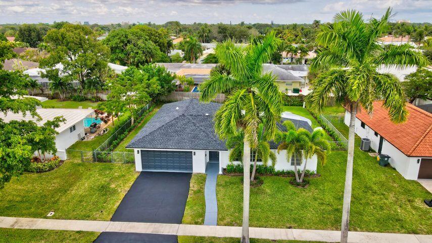 1333 Southwest 13th Place Boca Raton, FL 33486 - Photo 27 of 28 20211216122145196936000000-o