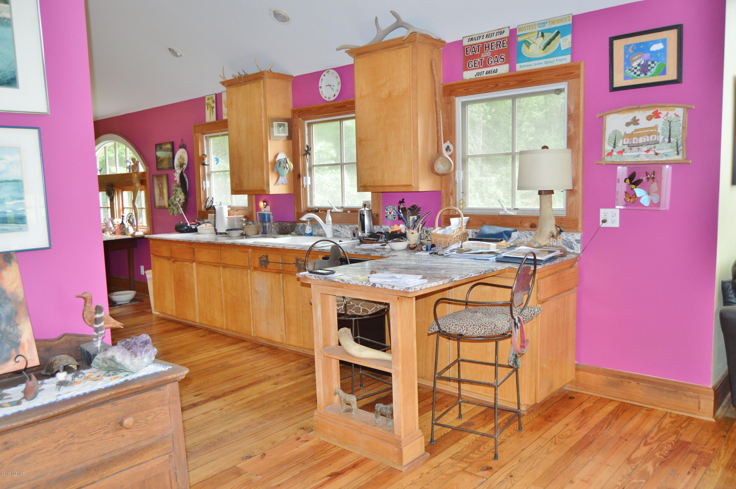 4694 Tuckahoe Road Ivanhoe, NC 28447 - Photo 23 of 62 kitchen