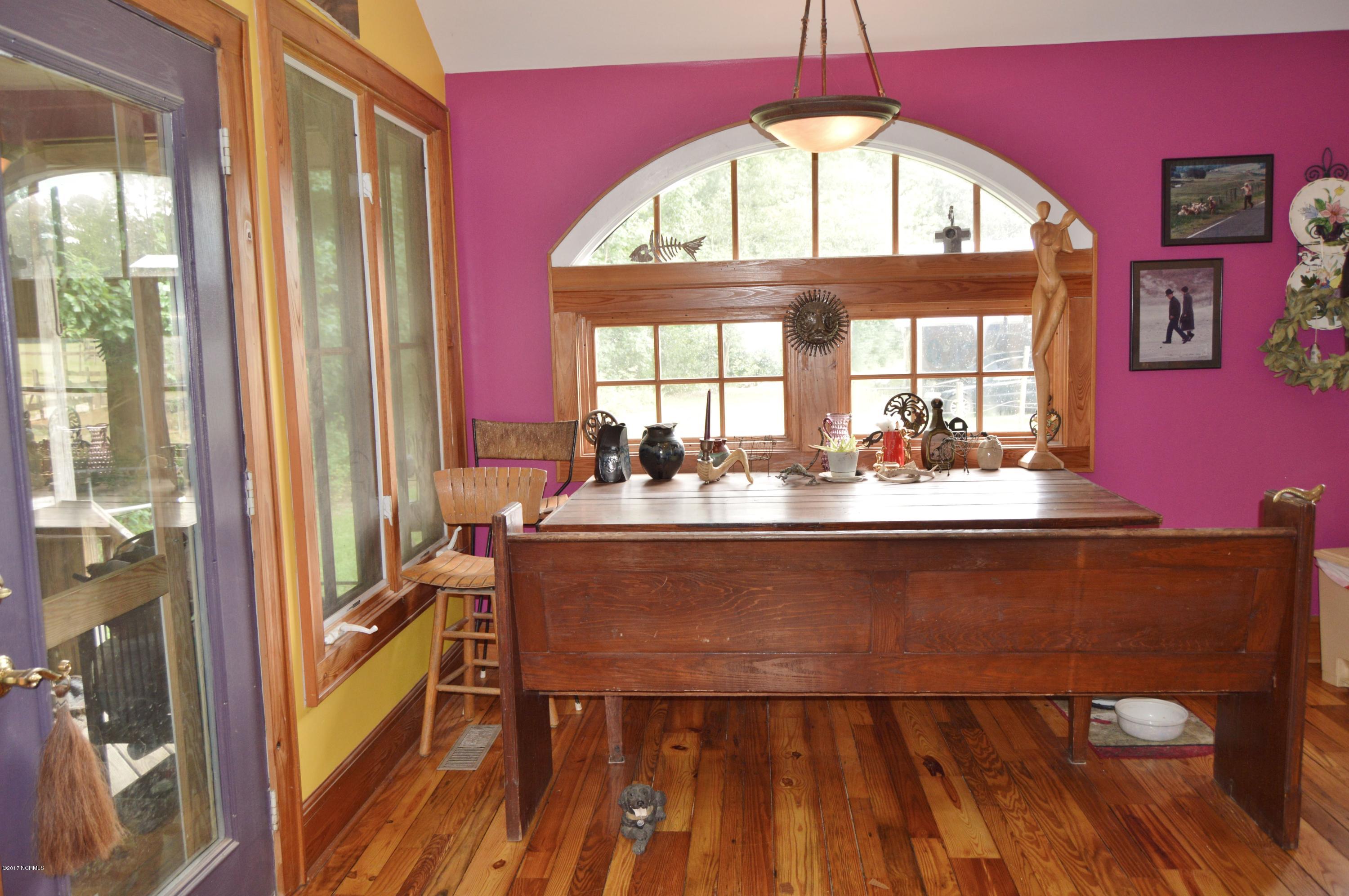 4694 Tuckahoe Road Ivanhoe, NC 28447 - Photo 31 of 62 dining 2