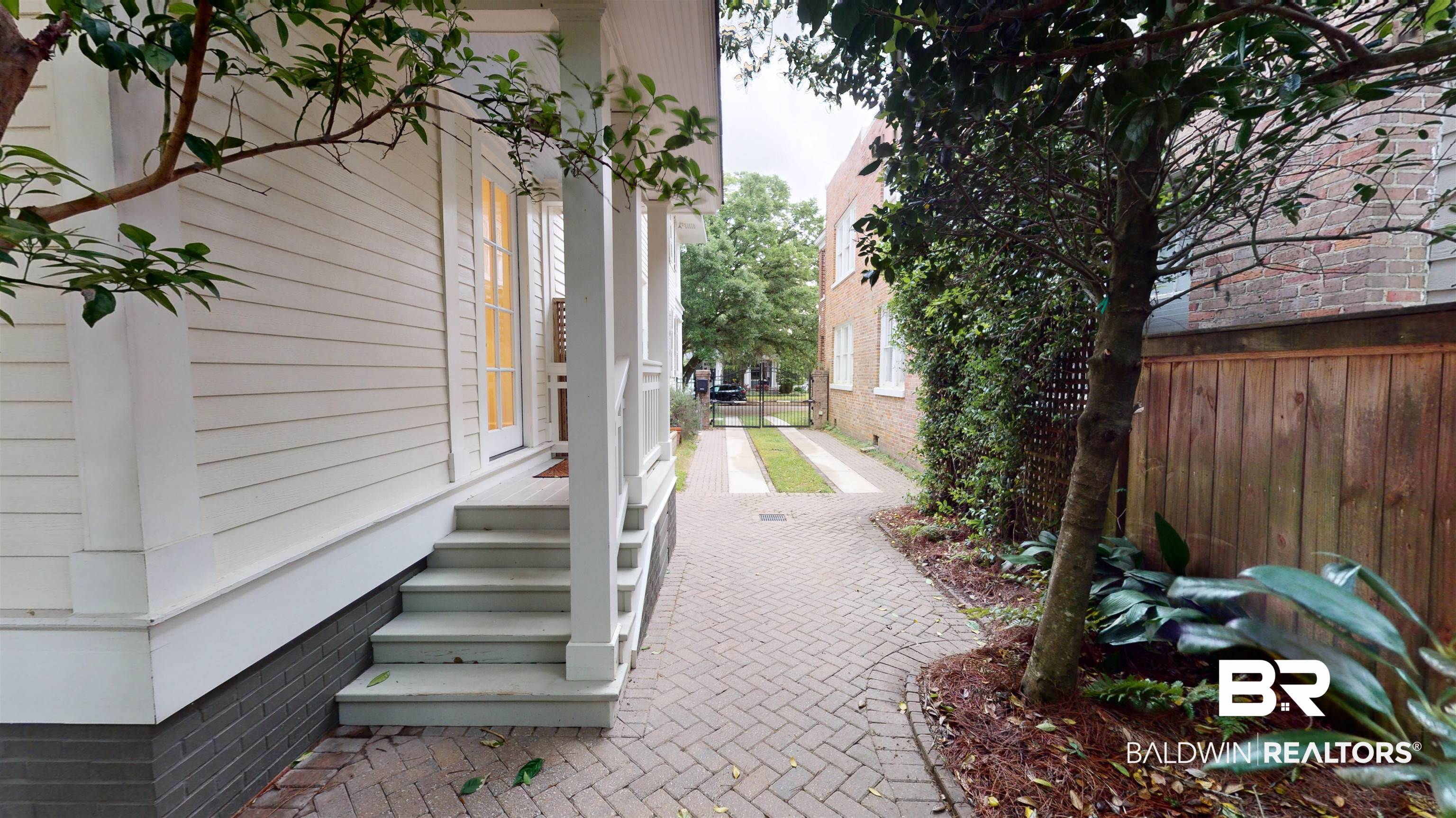 55 North Monterey Street Mobile, AL 36604 - Photo 42 of 45