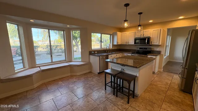 $3,295 | 19638 North 73rd Avenue, Glendale, AZ 85308