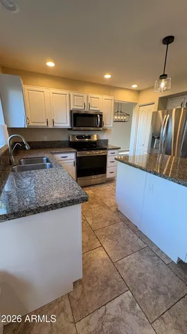 $3,295 | 19638 North 73rd Avenue, Glendale, AZ 85308