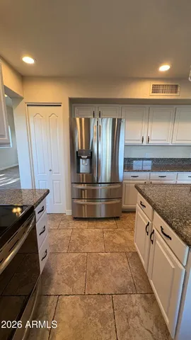 $3,295 | 19638 North 73rd Avenue, Glendale, AZ 85308